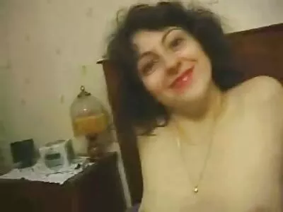Busty शेजारी कम चेहर्याचा