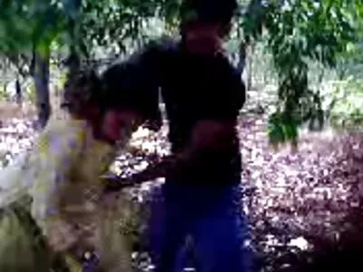 स्कीनी चिकला तिची सेक्स खेळणी आवडतात