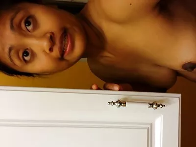 एक dildo सह slut jacks बंद